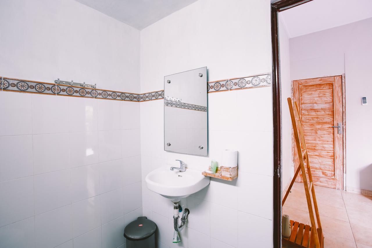 ホテルSwan House Canggu エクステリア 写真
