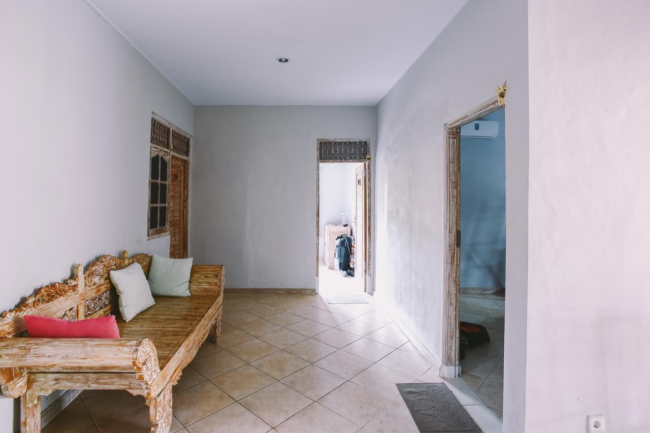 ホテルSwan House Canggu エクステリア 写真