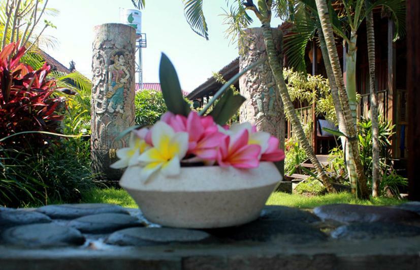 ホテルSwan House Canggu エクステリア 写真